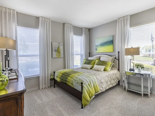 New Longview Apartments