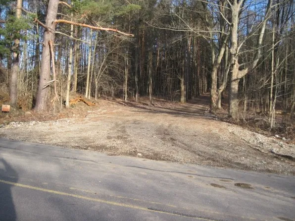 9057 Kuhl Rd, Erie, PA 16510