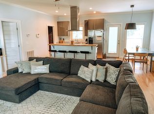 2004 Lorick St, Cayce, SC 29033