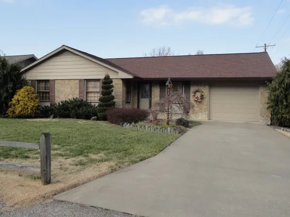 1145 Meadow Ln, Portsmouth, OH 45662