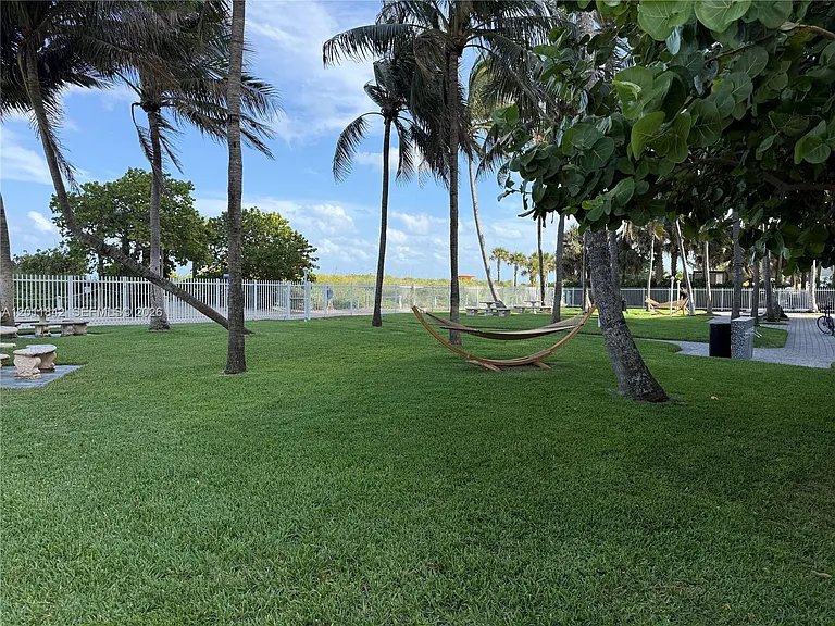 6301 Collins Ave #2203 — Photo 32