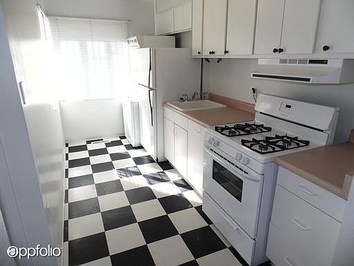 5th image of 510 Buena Vista Dr SE