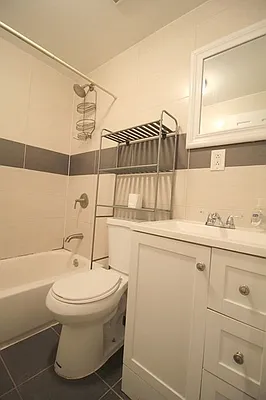 Rented by Elite NY Holdings | media 18