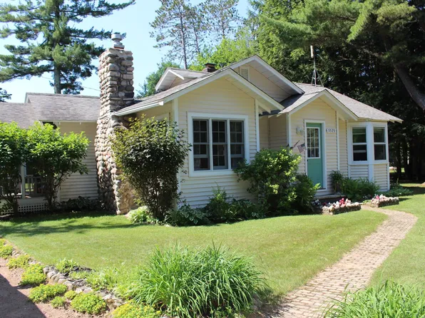 9579 Country Club Rd, Minocqua, WI 54548