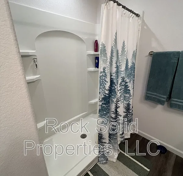 1716 Kade Ct — Photo 33