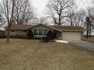 3803 Gale Rd, Waterford, WI 53185