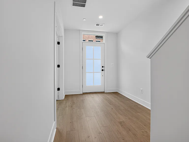 5017 Dulcet Dr — Photo 4