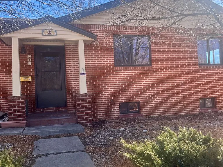 811 Skyway Blvd — Photo 1