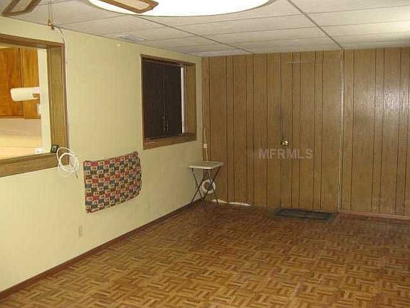 4th image of 2711 N Martha Ave