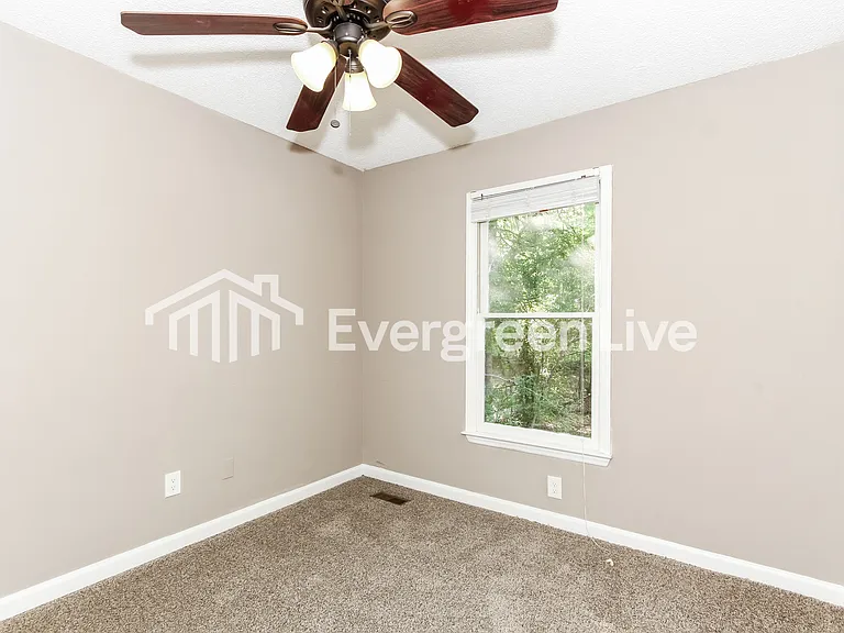 313 Netherland Dr — Photo 13