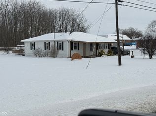 6720 N Michigan Rd, Fairland, IN 46126