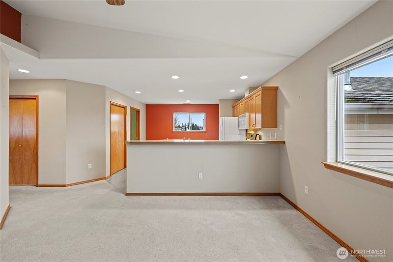 5th image of 739 Cascade Palms Court #739