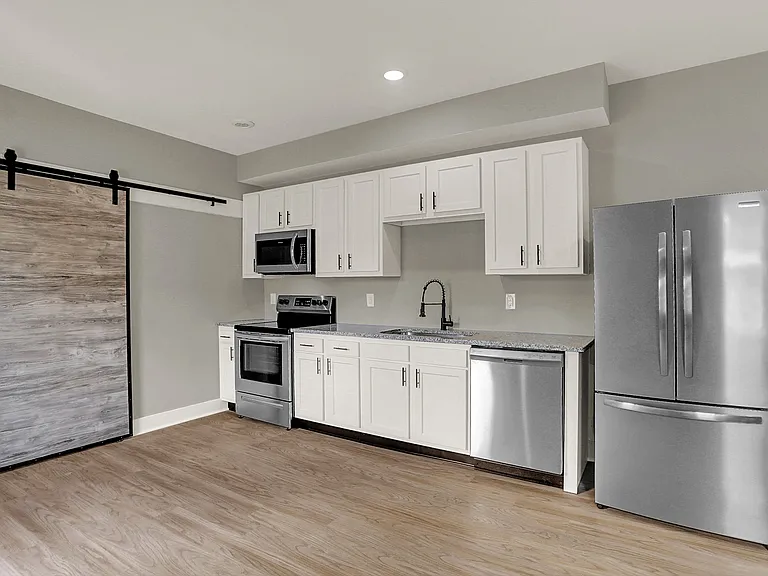 1117 E Naomi St #1119 — Photo 11