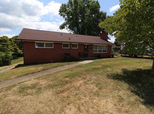 909 Whippoorwill Ln, Kingsport, TN 37660