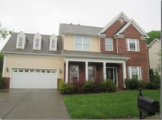 5820 Kirkwynd Commons Dr, Charlotte, NC 28278