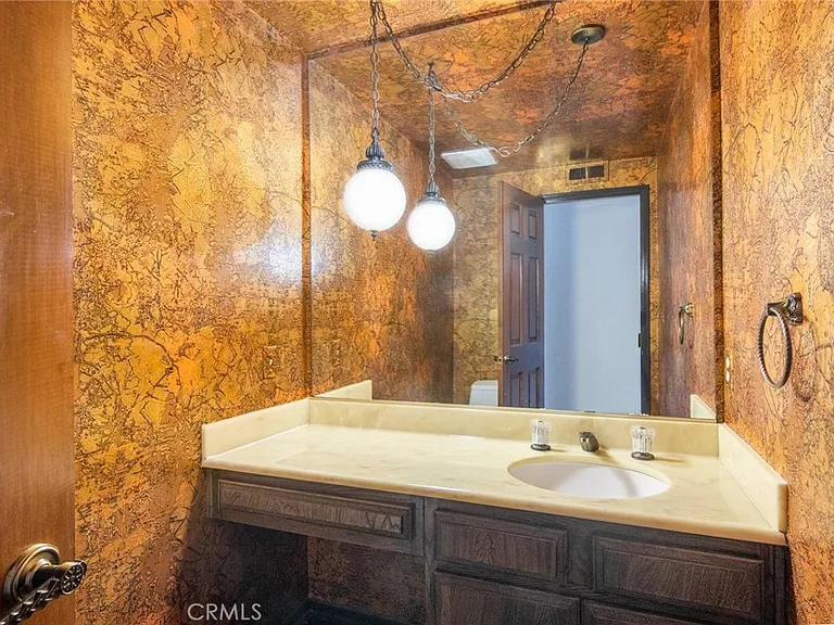 14676 Deervale Pl — Photo 19
