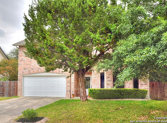 2nd image of 11012 Oaktree Park