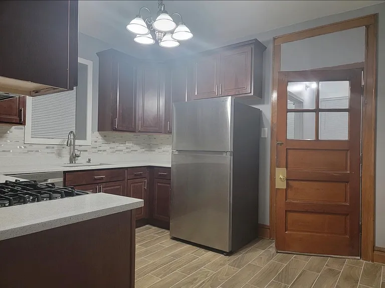 5246 W School St #1 — Photo 25