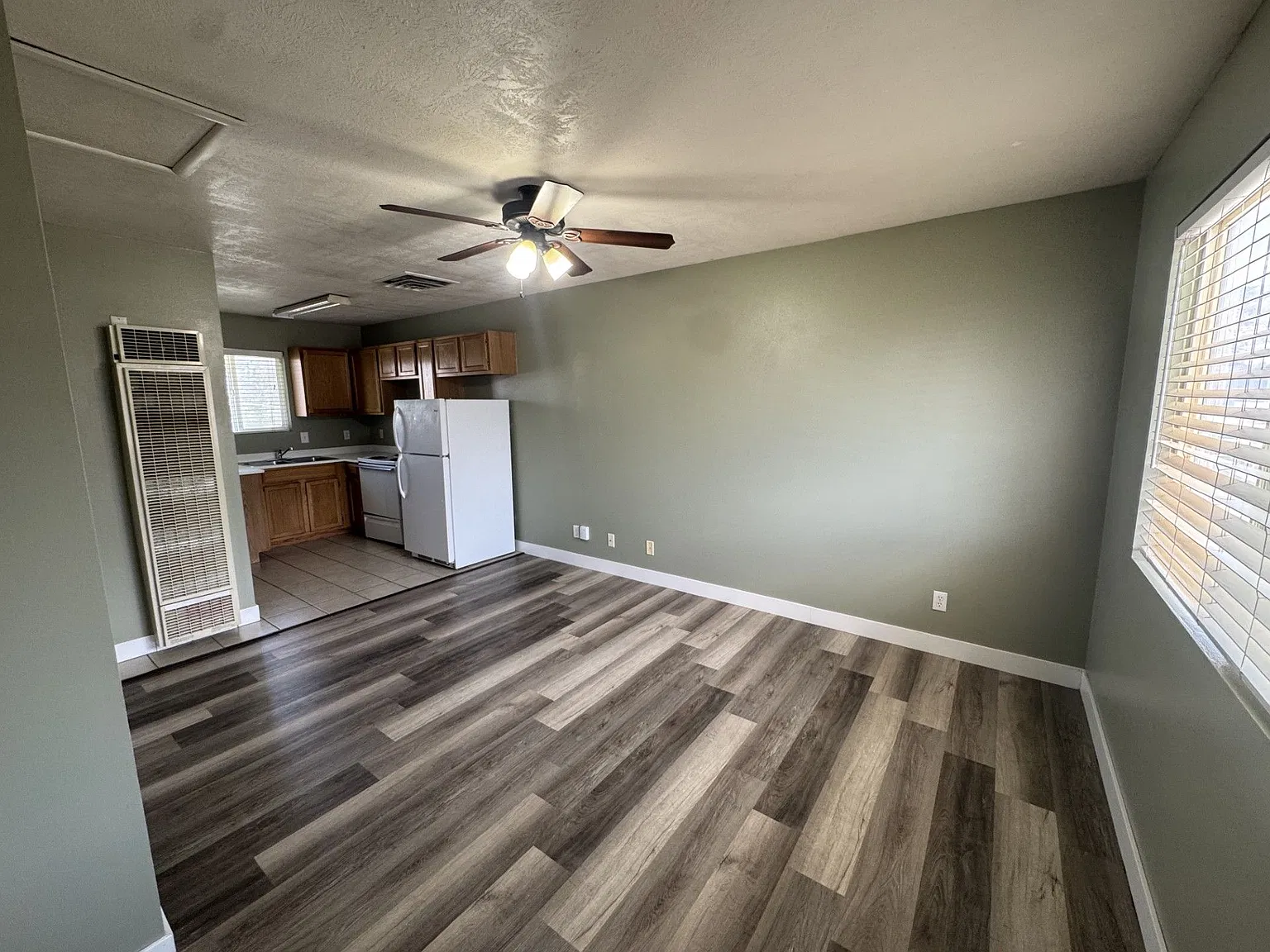Studio Apartment — Photo 1