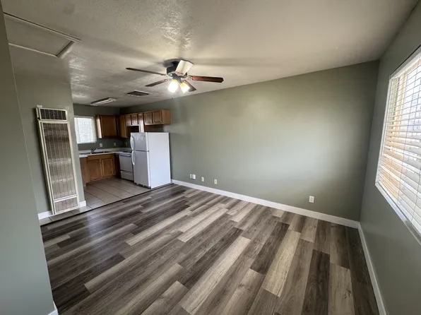 Studio Apartment, 446 N 400 W #3, Parowan, UT 84761