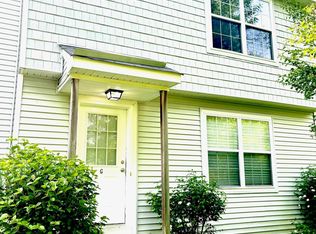 27 Oyster Bay Rd APT G, Absecon, NJ 08201