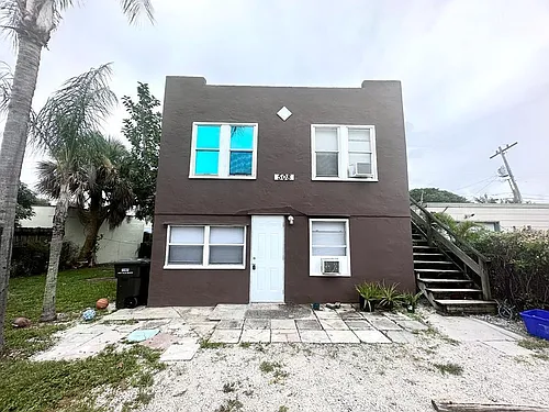 508 56th St #1 Photo 1