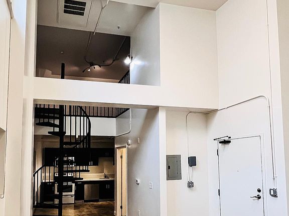 Double height ceilings!