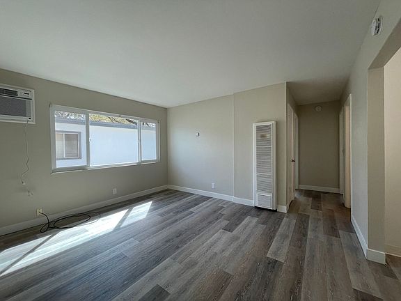 3rd image of 2307 I St APT 7