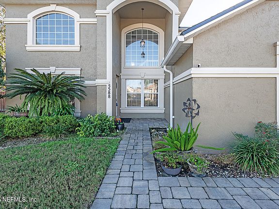 3rd image of 5588 GLASGOW HILLS Lane