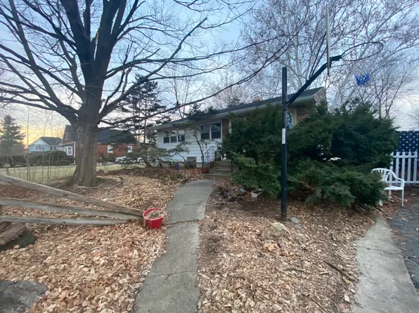 (undisclosed Address), Lombard, IL 60148