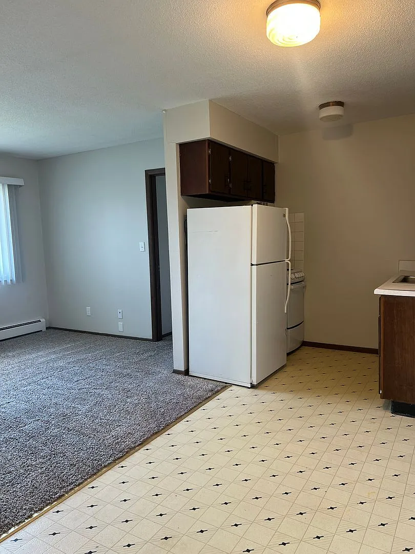 Meadowview Apartments — Photo 4