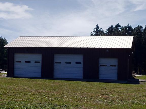 Detached Garage