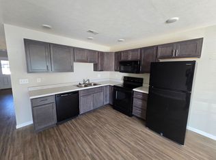 705 N Market St #A, Marion, IL 62959