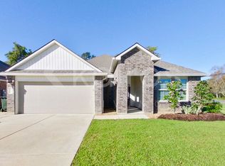 100 Yardley Ct, Lafayette, LA 70507