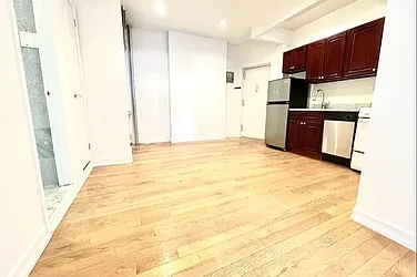Rented by Nolita Group