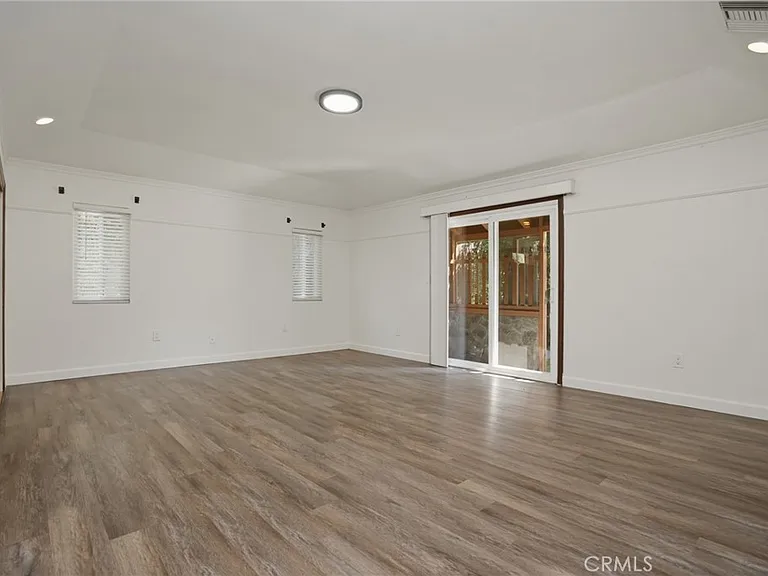 16682 Oakhurst Cir — Photo 44