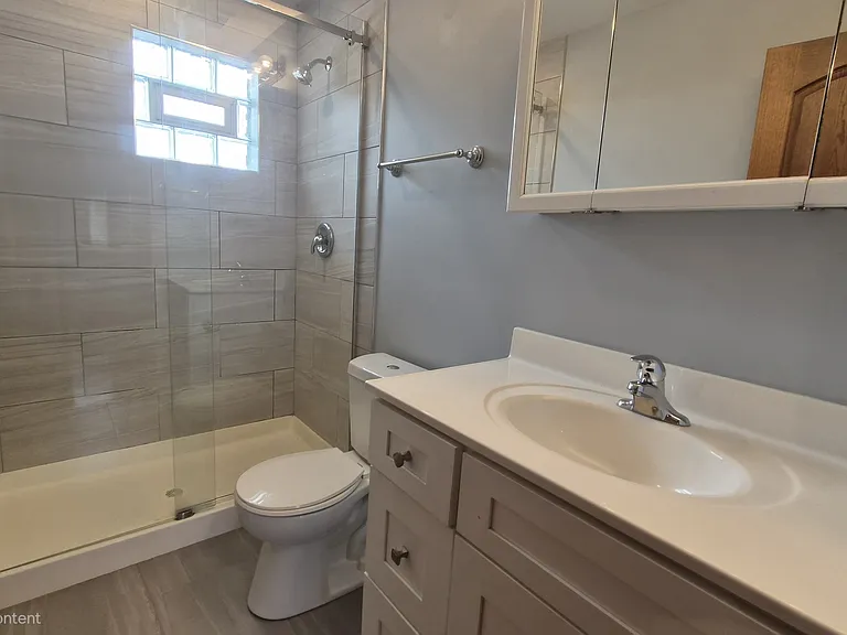 3238 N Hamlin Ave #2 — Photo 7