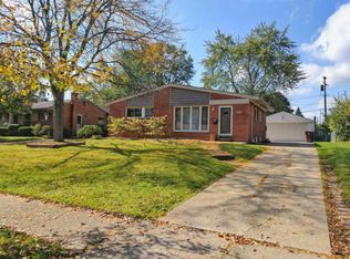 1520 Granada Ave, Ann Arbor, MI 48103