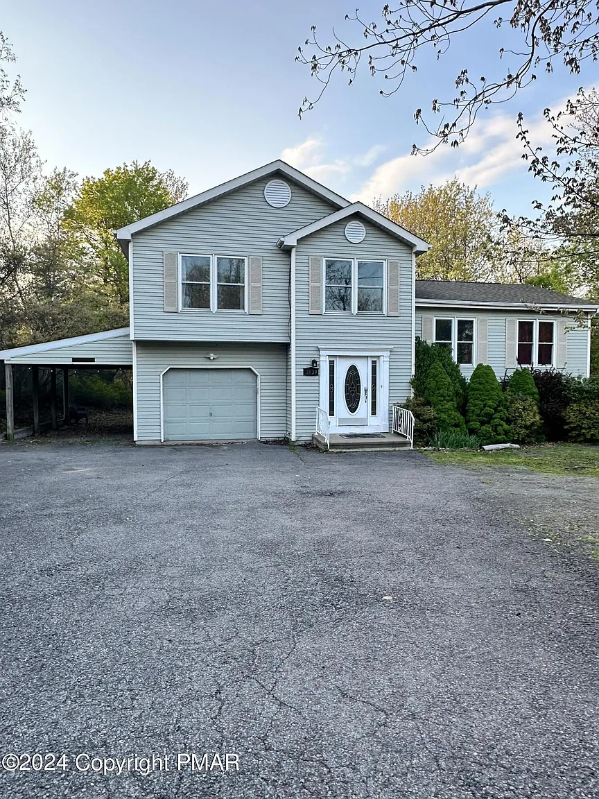 2639 Long Pond Rd photo 1
