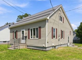 87 Jones St, Moncton, NB E1C 6J7