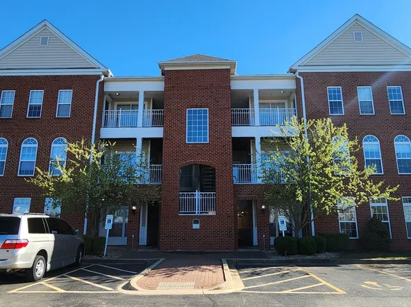 1905 N Lincoln Ave APT 107, Urbana, IL 61801