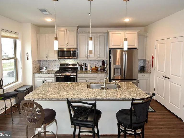 23610 Havelock Walk Ter — Photo 8