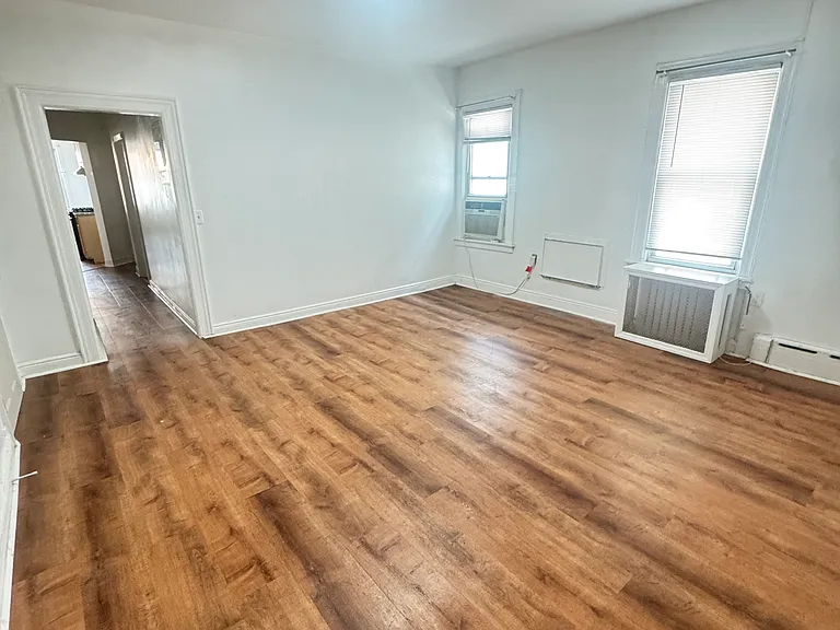 1618 Mahan Ave #2 — Photo 4