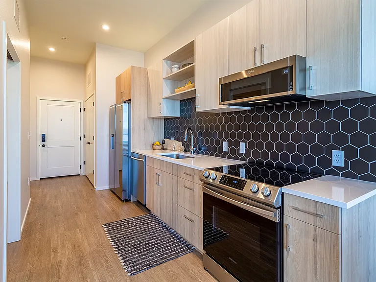 2049 S. Columbine Street — Photo 6