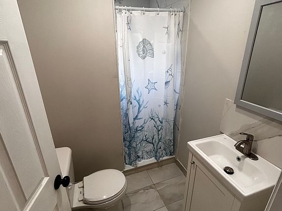 4th image of 415 Hoboken Rd Floor 2