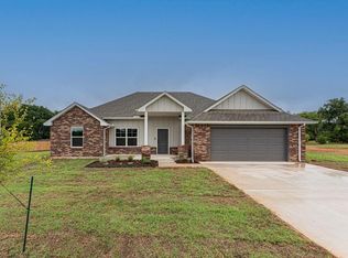 115 Trimble Dr, Shawnee, OK 74804