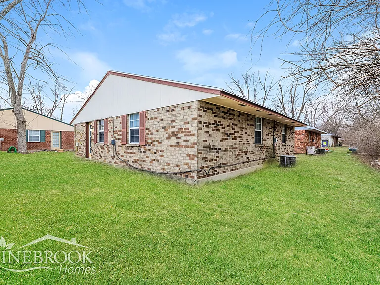 7564 Pomeranian Dr — Photo 15