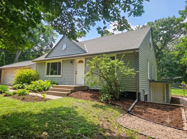 6375 Ware Rd, Lino Lakes, MN 55014