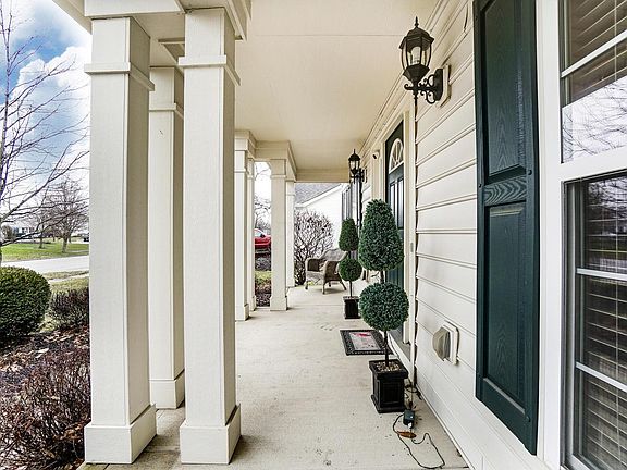 5th image of 5001 Winter Creek Dr