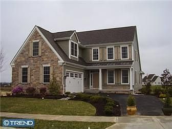 1st image of 210 Ann Dr